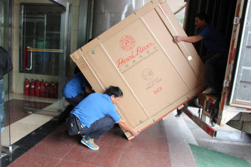 桐乡钢琴贵重工艺品无忧运